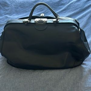 Dooney&Bourke Large Dr Satchel